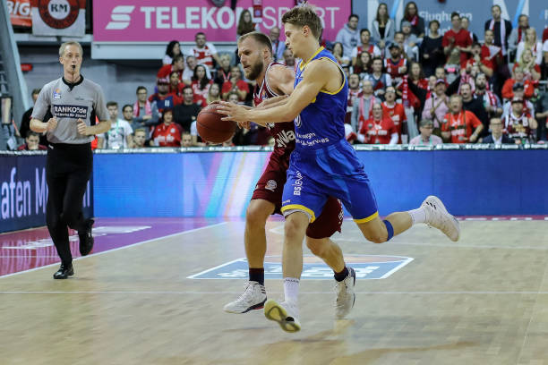 头借此方式 头借此方式