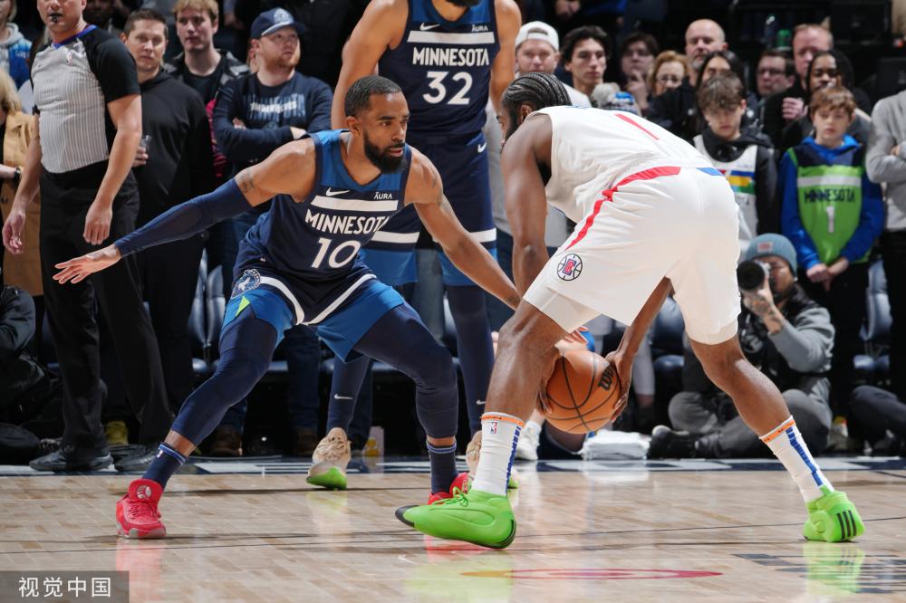 在健身房里 在健身房里