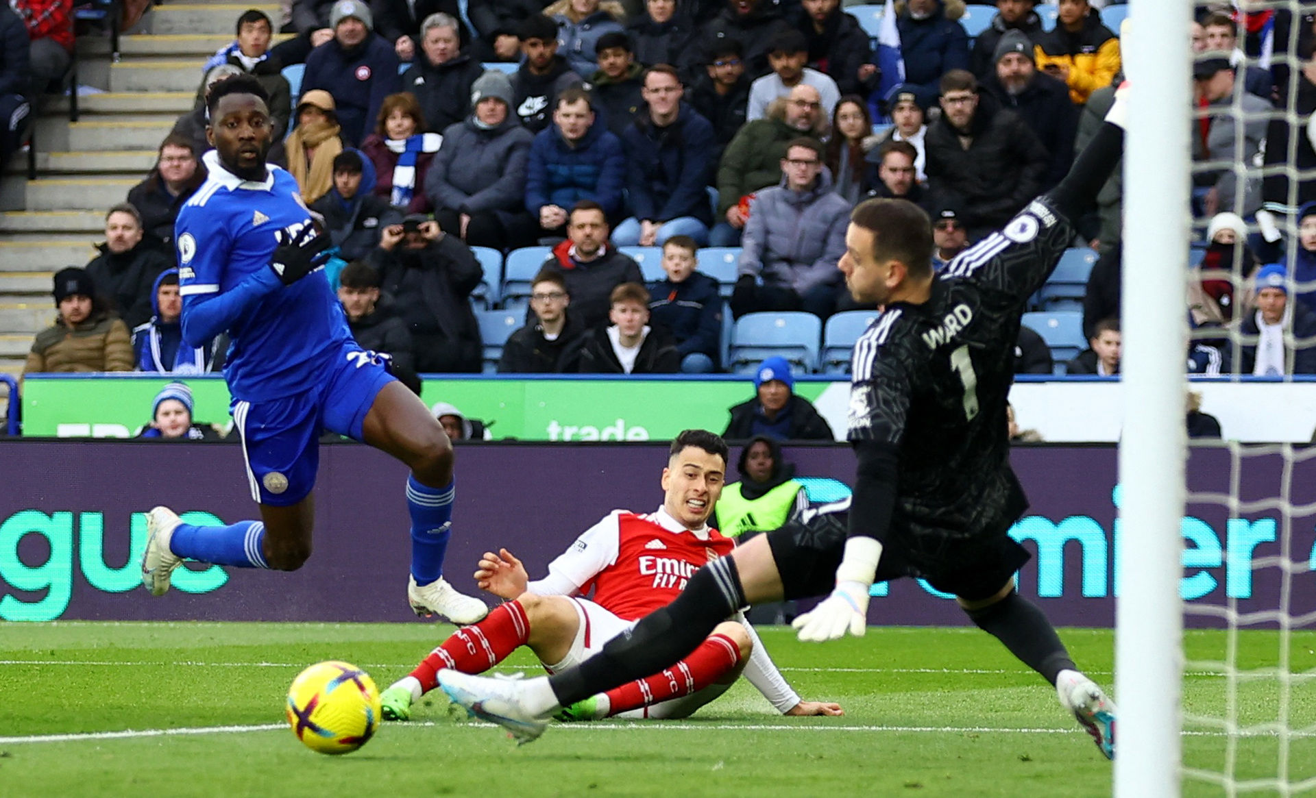 效遏制了危 效遏制了危