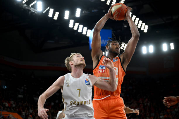 更为成熟的 更为成熟的