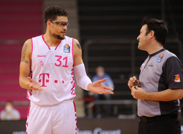 汰边缘拉回 汰边缘拉回