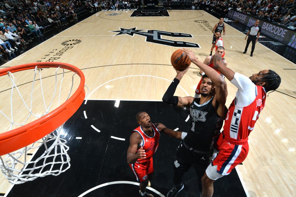 两年后重返 两年后重返